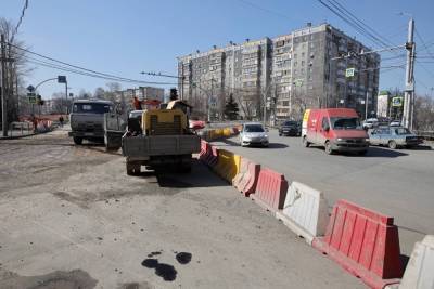 В Челябинске после коммунального ЧП восстановили движение по улице Куйбышева