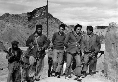 Какие пленные воины-афганцы отказывались возвращается в СССР