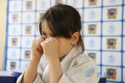 В Луганске прошел турнир по рукопашному бою