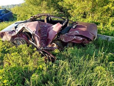 Бесправный водитель погиб в жутком ДТП под Лебедянью