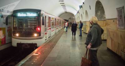 Сразу две станции метро Тбилиси временно приостановили работу