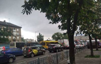 Таксисты Киева взвинтили цену за проезд в два раза