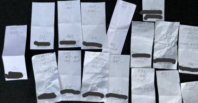 ФОТО. Дело о зарплатах "в конвертах": в фирме изъяли деньги и нашли черную бухгалтерию
