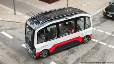 Германия может разрешить транспорт с автопилотом с 2022 года