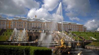 В Петергофе отметили Весенний праздник фонтанов - delovoe.tv - Санкт-Петербург