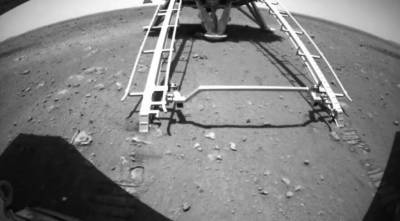 Китайский марсоход выкатился на поверхность Марса через неделю после посадки