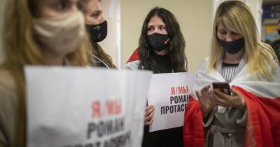 Задержание Протасевича: Париж пригрозил Беларуси новыми санкциями