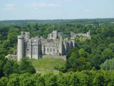 Из британского замка Эрандел похитили королевские драгоценности на £1 млн