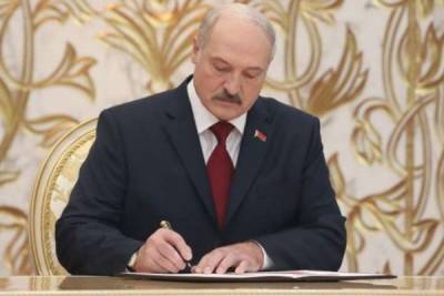 Лукашенко ужесточил законы о СМИ и массовых мероприятиях