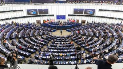 В Европарламенте предложили запретить авиасообщение с Белоруссией