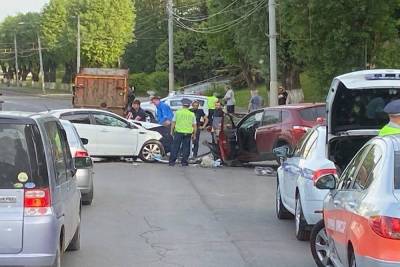 Четыре человека пострадали во Владимире в результате ДТП с участием четырех авто