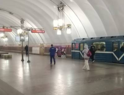 Подросток упал на пути на станции метро «Лиговский проспект» в Петербурге
