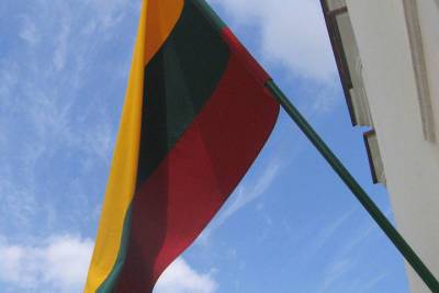 МИД Литвы рекомендовал гражданам страны покинуть Белоруссию