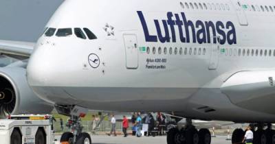 В Минске в аэропорту задерживают вылет самолета Lufthansa, пассажиров высадили, — СМИ