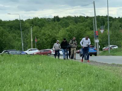 Жители ЖК «Цветы» жалуются на размещение миграционного центра на улице Сахарова