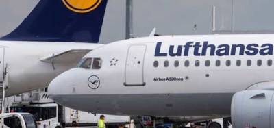 Пассажиров Lufthansa в минском аэропорту по непонятным причинам высадили из самолета и отправили на повторный досмотр
