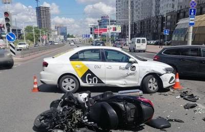 Таксист сбил мотоциклиста в Минске