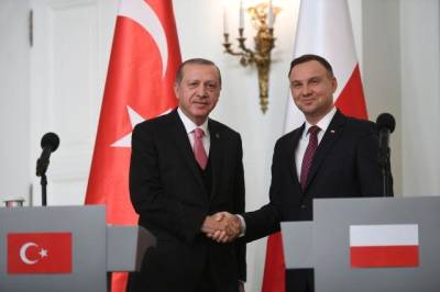 Президент Польши в Турции: прыг-скок — и в дамки?