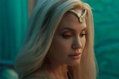 Анджелина Джоли, Сальма Хайек, Кит Харингтон и другие звезды в первом трейлере супергеройского фильма Marvel "Вечные"