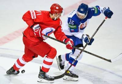Российские хоккеисты уступили словакам в матче чемпионата мира