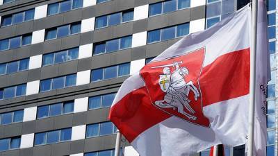 Флаг Белоруссии на чемпионате мира в Риге заменили оппозиционным