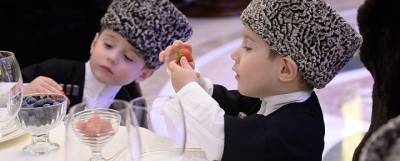 Фото своих подросших сыновей-близнецов показал Рамзан Кадыров