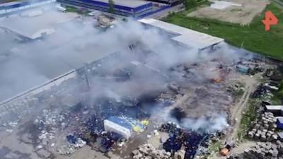 Открытое горение на территории птицефабрики в Подмосковье ликвидировано