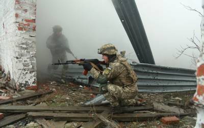 Боевики на Донбассе четыре раза нарушили "тишину"