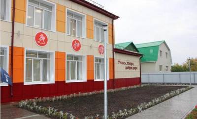 В Тюменском районе отремонтировали школу искусств