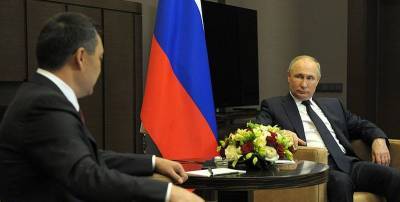 Путин встретился с президентом Кыргызстана Жапаровым - в сети заметили подгузник у президента РФ - ТЕЛЕГРАФ