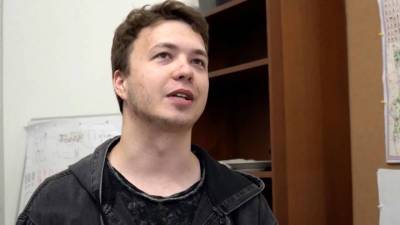 Уехал на Майдан, был ранен в Донбассе: что известно о Протасевиче