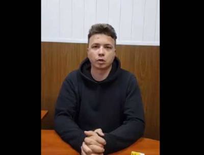 Белорусские пропагандисты обнародовали видео на котором Роман Протасевич заявляет, что дает признательные показания в организации «массовых беспорядков»
