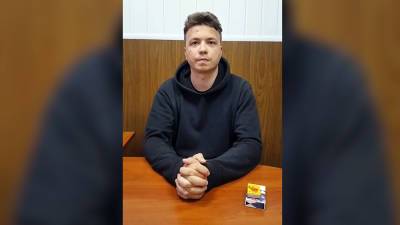 "Даю признательные показания": опубликовано видео с Протасевичем после задержания