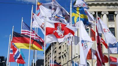 В Госдуме назвали замену флага России на ЧМ-2021 провокацией властей Латвии
