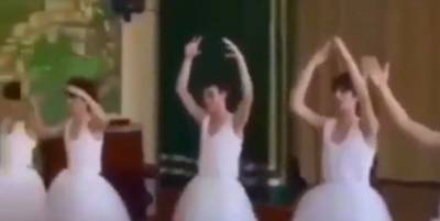 В России, в Махачкале затравили парней, которые в шутку станцевали балет в школе - видео - ТЕЛЕГРАФ