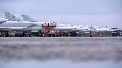 Бомбардировщики Ту-22м3 размещены на базе Хмеймим в Сирии