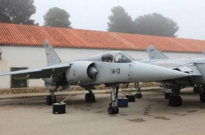 В США разбился истребитель Mirage F-1 компании-субподрядчика американских ВВС