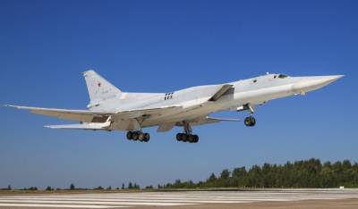 Три бомбардировщика Ту-22м3 прибыли на авиабазу Хмеймим