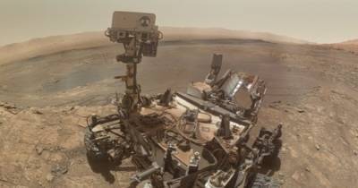 Селфи на горе: NASA показало новое фото марсохода Curiosity