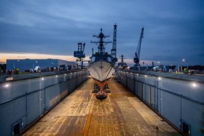 Thomas Hudner - США спустили на воду новейший эсминец USS Carl M. Levin - enovosty.com - США - штат Мэн