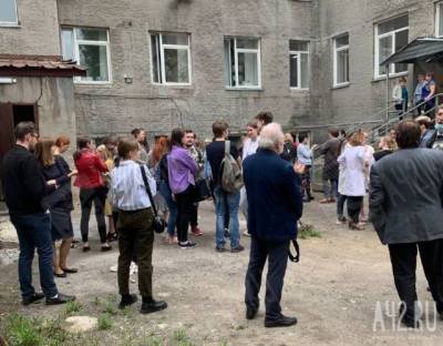 Преподавателей и студентов эвакуировали из КемГУ
