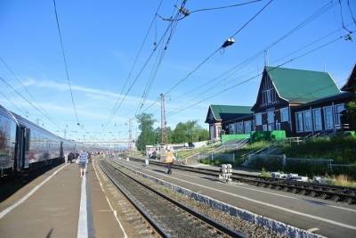 На железнодорожной станции Кандалакша увеличивают пропускную способность