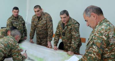 Власти Армении подкупают военных новыми должностями - СМИ