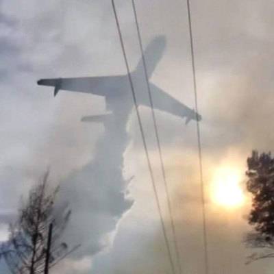 250 тонн воды сбросила авиация МЧС за сутки на участки природных пожаров под Тюменью