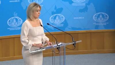 Захарова рассказала, ждет ли Россия новые санкции ЕС из-за ЧП в Минске