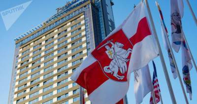 Оппозиция в Рижской думе обсудит замену флага Беларуси в Риге