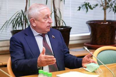 Харитонов призвал повысить доступность льготных авиабилетов для дальневосточников
