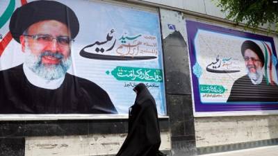Иранские выборы: только семь из 590 допущены к президентской гонке