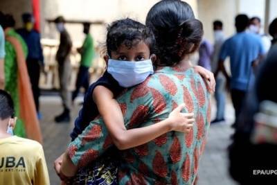 В Индии прирост коронавируса сократился до минимума за месяц