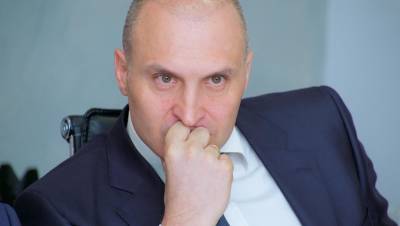 Глава Комстроя Креславский открыл страницу ВК новостью про обманутых дольщиков